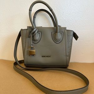 NWOT Nine West Block Satchel with copper lock